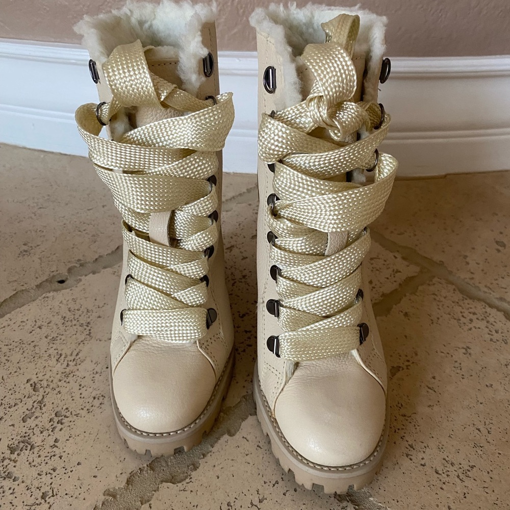 SCHUTZ Cream Heeled Boots